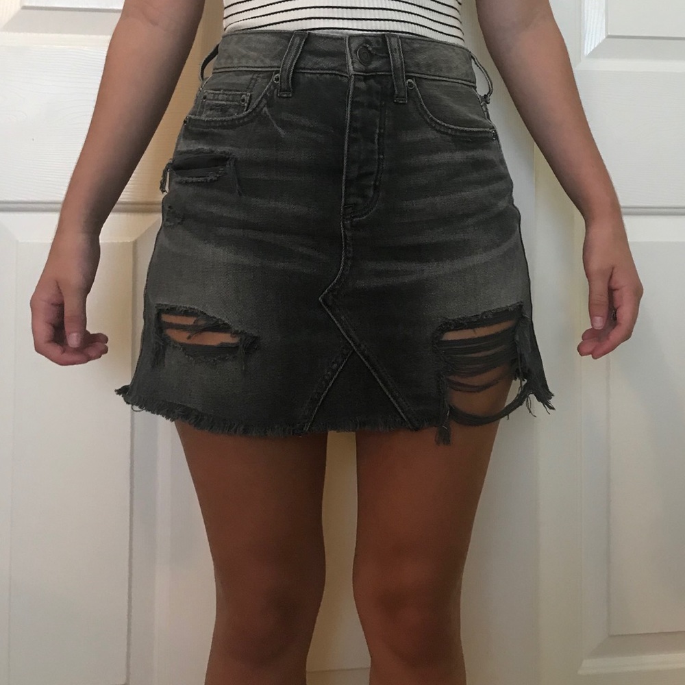 American Eagle Denin Skirt - Size 00